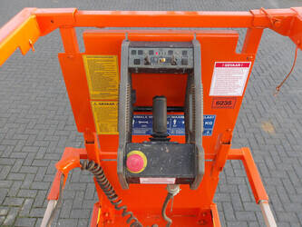 2020-jlg-2032es-1429175-45828327