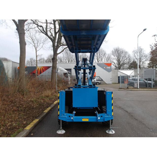 2015 Genie GS-3369RT-45828405