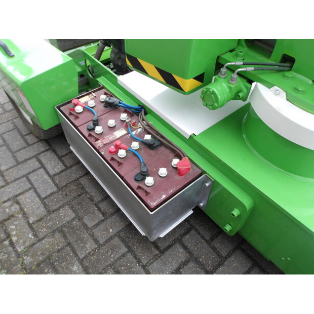 2015 Genie GS-3369RT-45828415