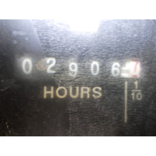 2014 جيني S-45-45828470