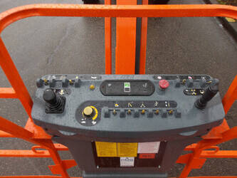 2013-jlg-800aj-1429198-45828607