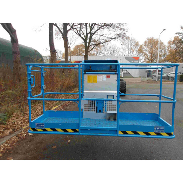 2012 Genie S-85-45828634