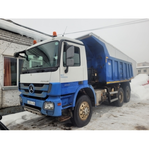 2012 مرسيدس بنز 3341-45828738