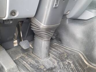 2012-mercedes-benz-3341-1260783-45828743