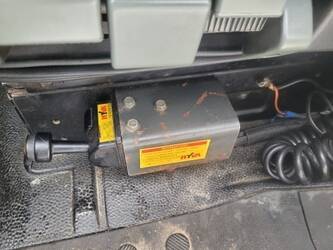 2012-mercedes-benz-3341-1260783-45828747