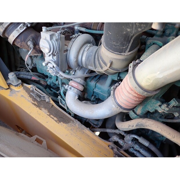 2020 فولفو L150H-45834761