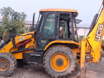 2017-jcb-3dx-1429244-45836481