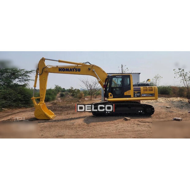 2026 Komatsu PC210LC-10M0-45836540