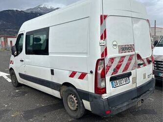 2013-renault-master-1429259-45841439