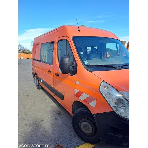 2011 رينو Master-45841451