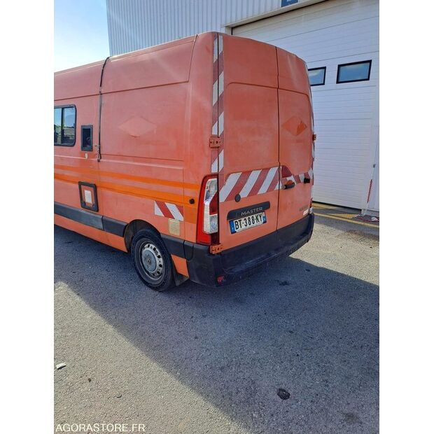 2011 رينو Master-45841453