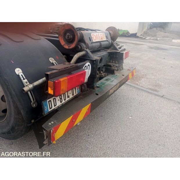 2014 Iveco 260SY33-45841462