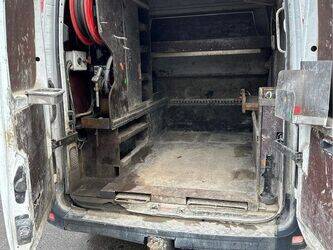 2013-renault-master-1429264-45841491