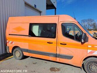 2012-renault-master-1429272-45841557
