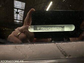 2014-renault-master-1429282-45841631