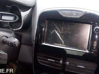 2014-renault-clio-1429289-45841687