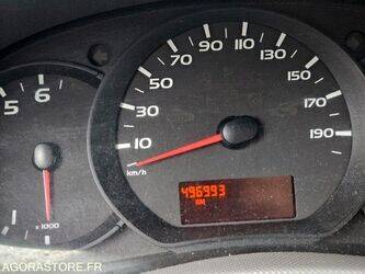 2011-renault-master-1429311-45841929