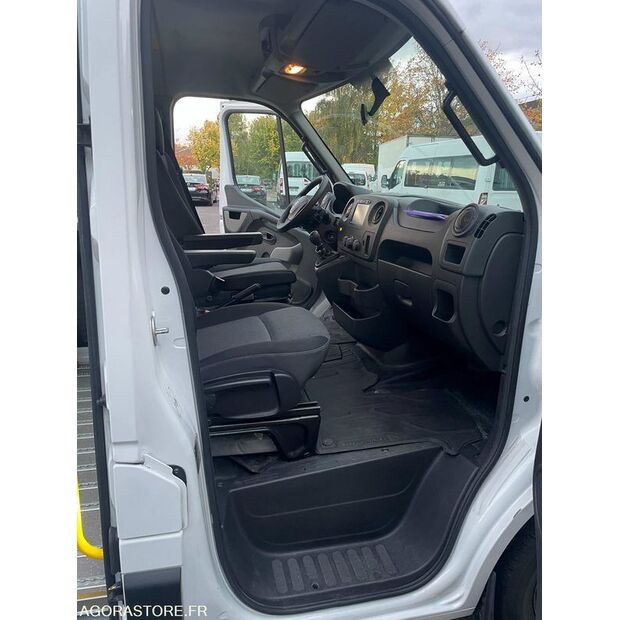 2019 Renault Master-45841960