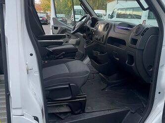 2019-renault-master-1429317-45841960