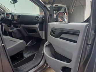 2017-peugeot-expert-1429319-45842000