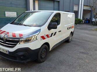 2021-renault-trafic-1429326-45842110