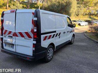 2021-renault-trafic-1429326-45842128