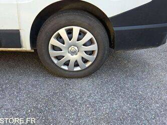 2021-renault-trafic-1429326-45842129