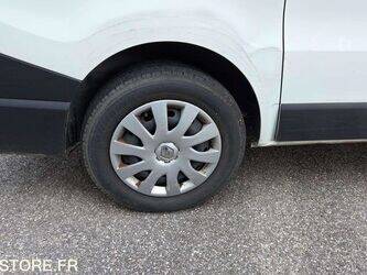 2021-renault-trafic-1429326-45842134