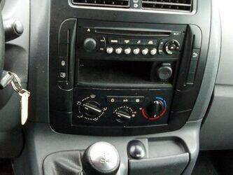 2010-citroen-jumpy-1429327-45842140