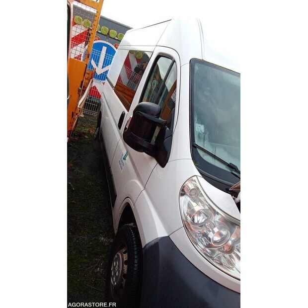 2011 Peugeot BOXER-45842175