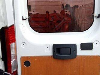 2011-peugeot-boxer-1429330-45842178