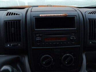 2011-peugeot-boxer-1429330-45842191