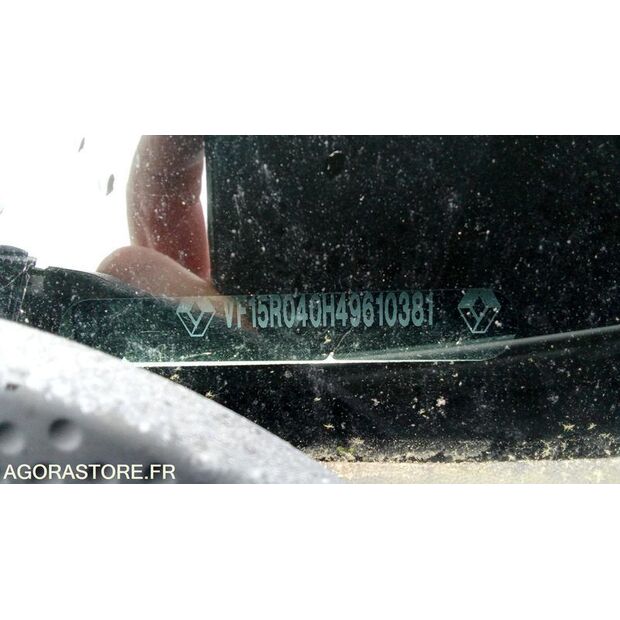 2013 Renault Clio-45842217