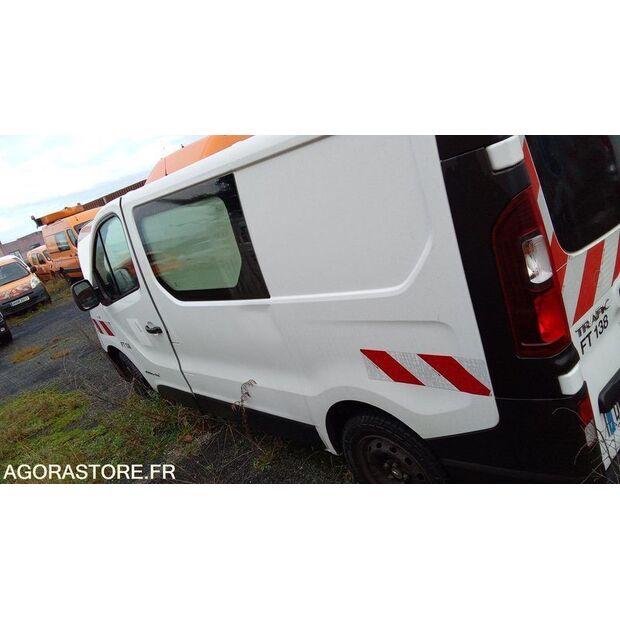 2015 Renault Trafic-45842277