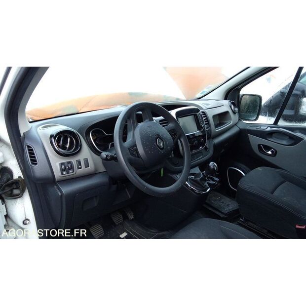 2015 Renault Trafic-45842292