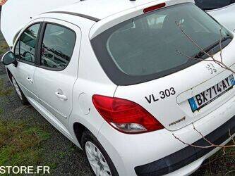 2011-peugeot-207-1429342-45842295