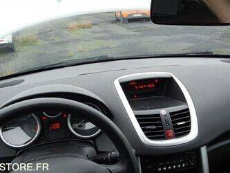 2011-peugeot-207-1429342-45842296