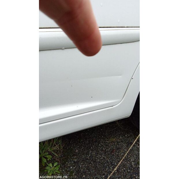 2011 Peugeot 207-45842299