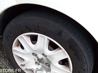 2011-peugeot-207-1429342-45842305