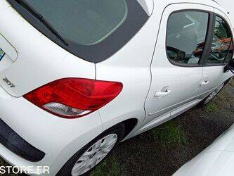 2011-peugeot-207-1429342-45842306