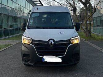 Image for Vans 2021 Renault Master