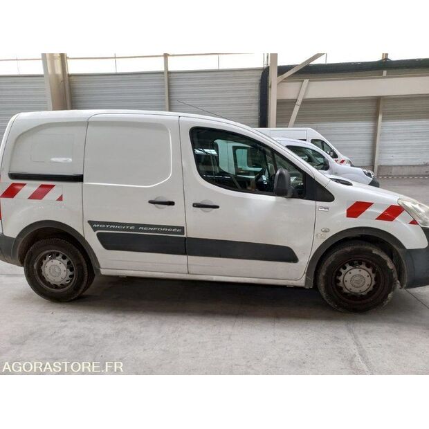 2011 Citroen BERLINGO-45842617