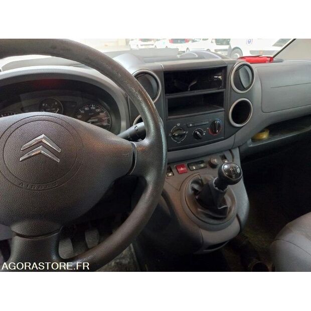 2011 Citroen BERLINGO-45842623
