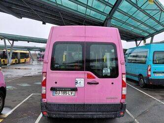 2014-renault-master-1429375-45842678