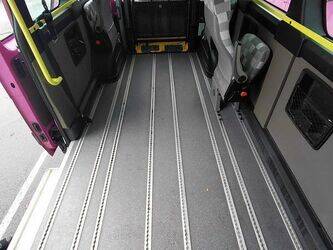 2014-renault-master-1429375-45842683