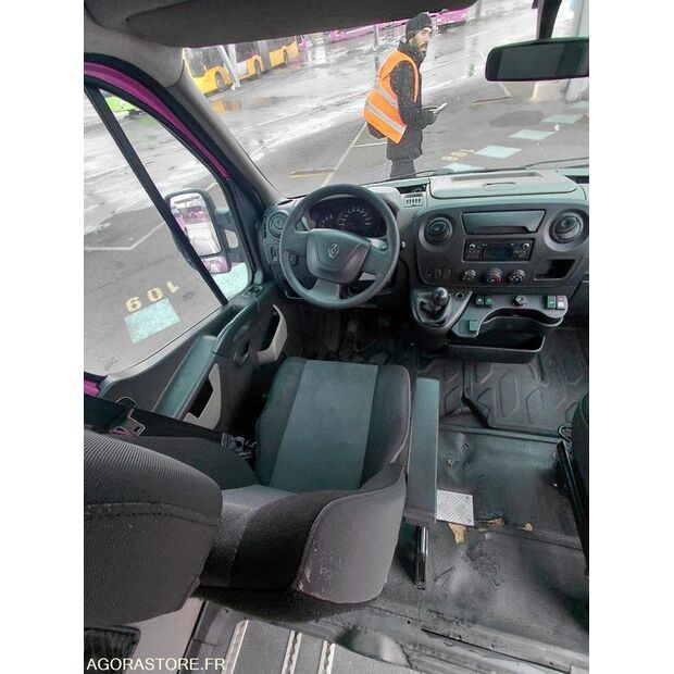 2014 رينو Master-45842687