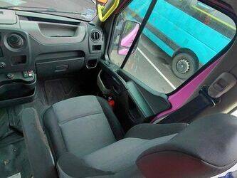 2014-renault-master-1429375-45842688