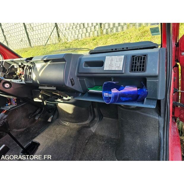 1996 رينو Trafic-45842784