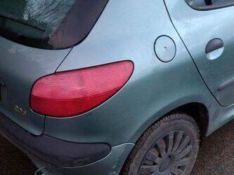 1998-peugeot-206-45842813