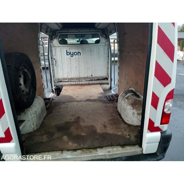 2010 Renault Master-45842833